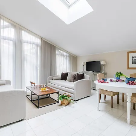 Adriano Апарт-отель