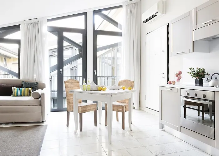 Adriano Lägenhetshotell 4*