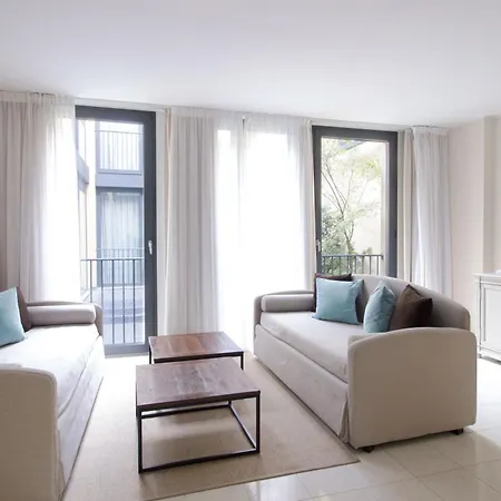 Adriano Aparthotel 4*