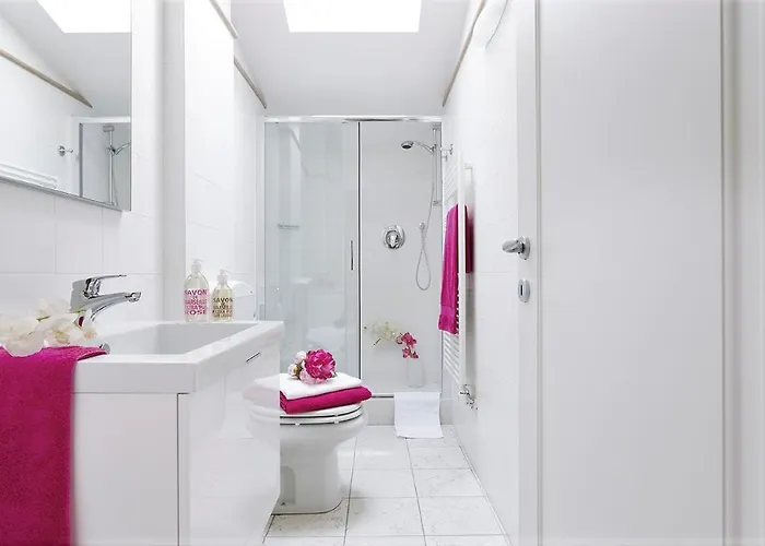 Adriano Lejlighedshotel