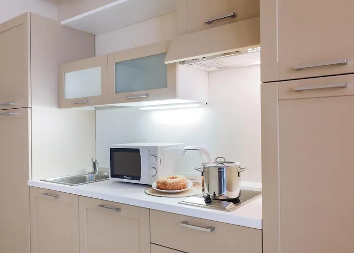 阿德里亚诺公寓式酒店