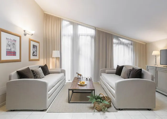 Adriano Aparthotel Bologna