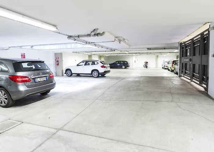 Aparthotel Adriano 4*